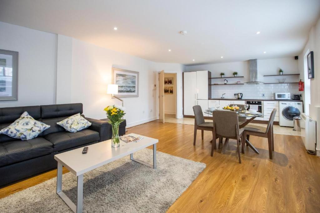 Grafton Street District Apartments ดับลิน ภายนอก รูปภาพ